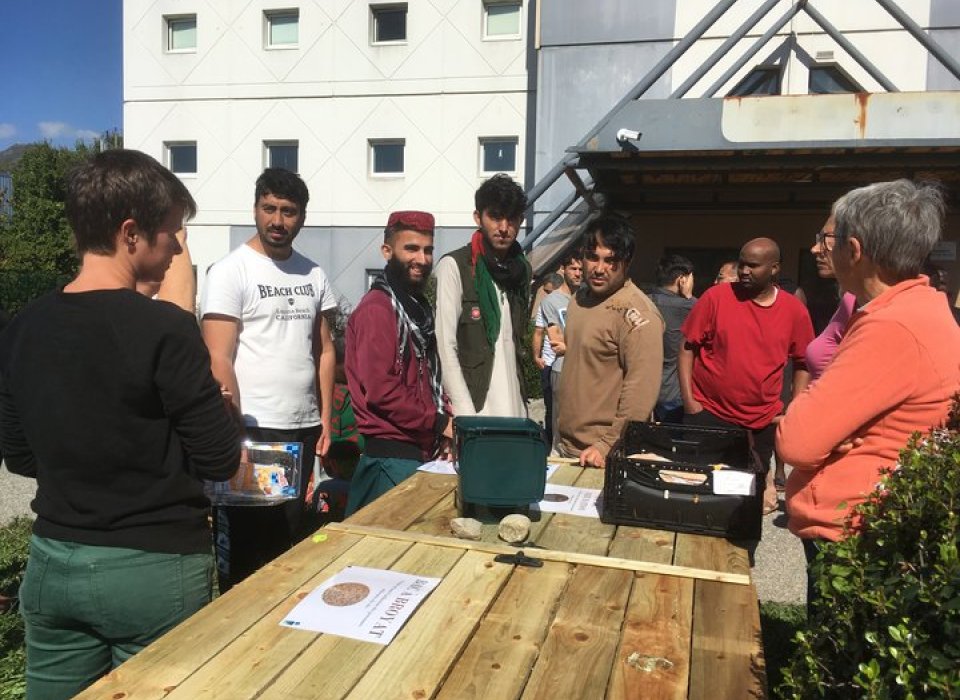 Sensibilisation au compostage des hébergés de l'établissement d’accueil et d’hébergement des demandeurs d’asile de Chignin
