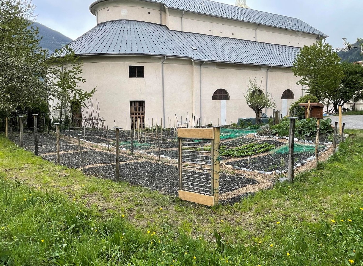 Activité Jardin à Bourg-Saint-Maurice : Les plantations reprennent avec le printemps