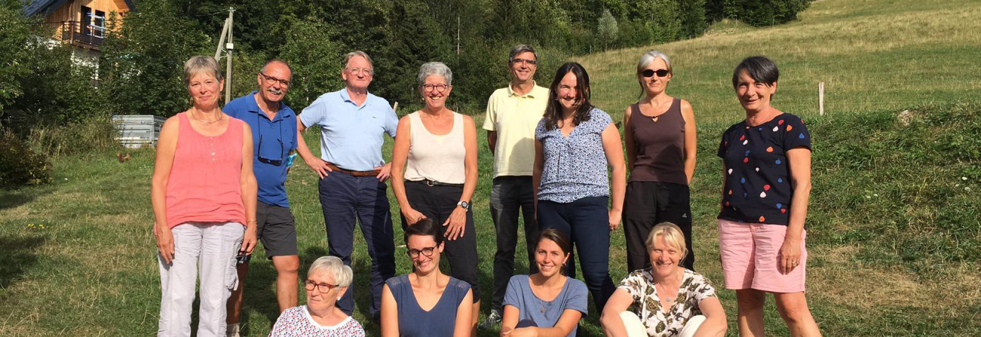 L'équipe des salariés et le bureau de la délégation de Savoie L'équipe des salariés et le bureau de la délégation de Savoie